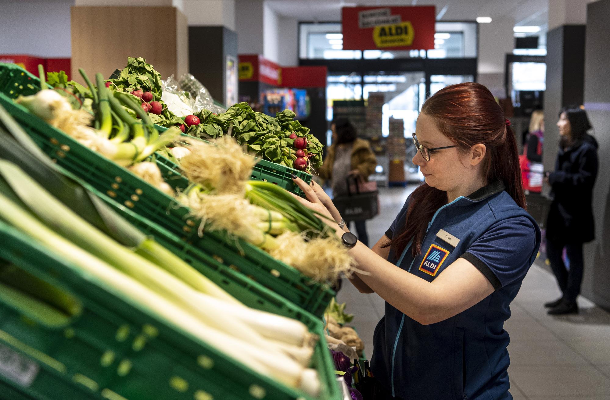 A részmunkaidős foglalkoztatással biztosítja az Aldi a megfe