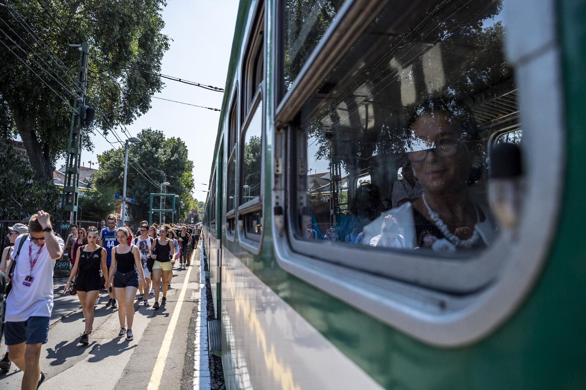 Sziget - Érkeznek a fesztiválozók