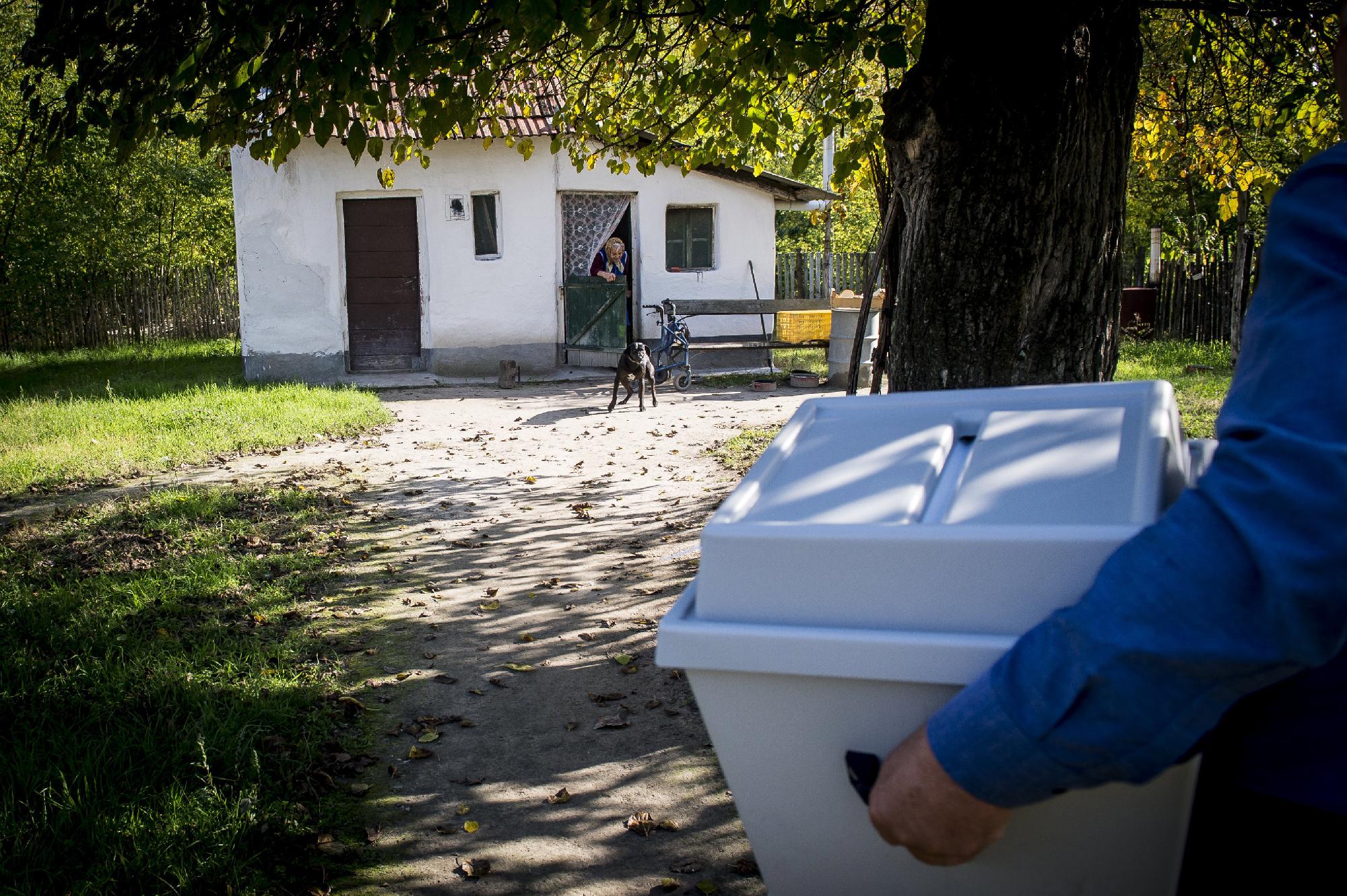 Önkormányzat 2019 - Mozgóurnás szavazás a Bács-Kiskun megy