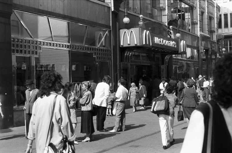Az első magyarországi McDonald's étterem 1988