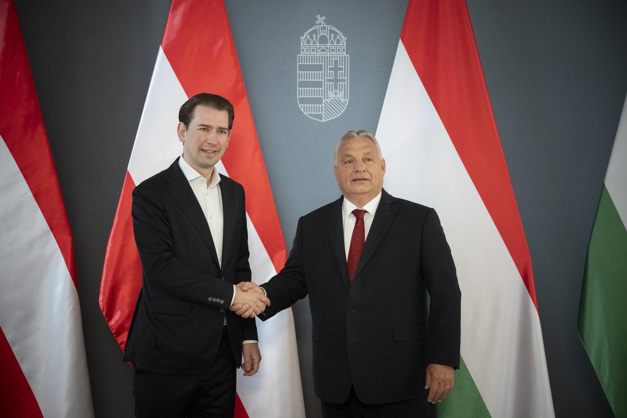 Orbán Viktor a korábbi osztrák kancellárral tárgyalt