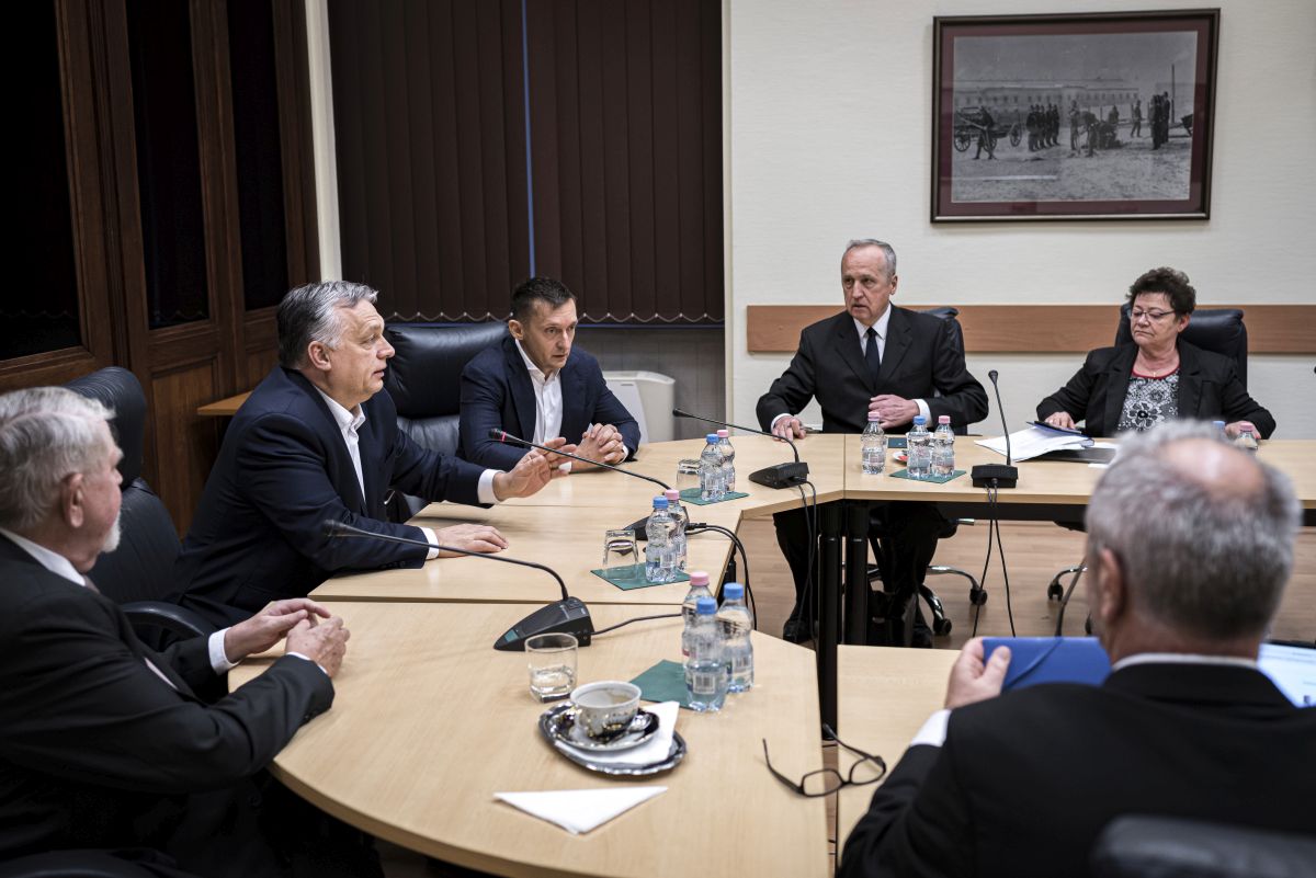Koronavírus - Orbán Viktor miniszterelnök az operatív törzs
